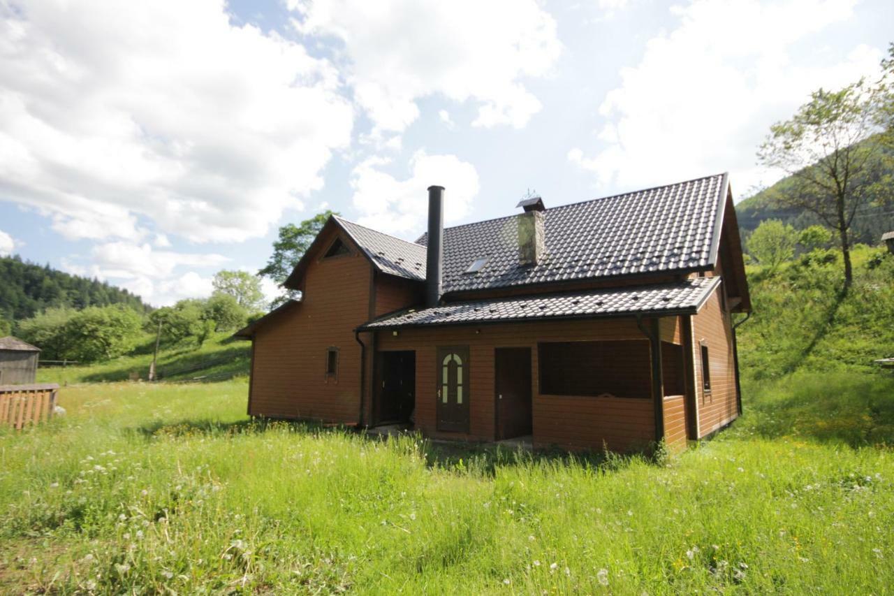 Ozdoba Villa Verkhovyna Luaran gambar